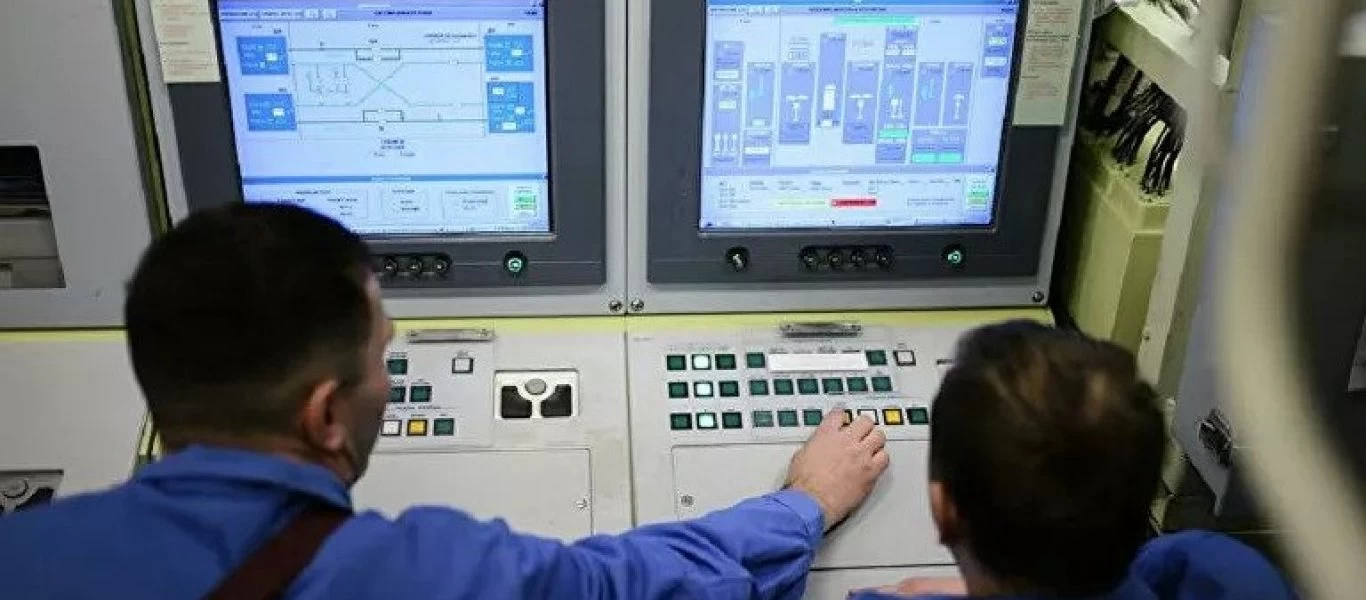 Ρωσικό υποβρύχιο της κλάσης Yasen εκτοξεύει βλήματα Kalibr ενώ είναι σε κατάδυση